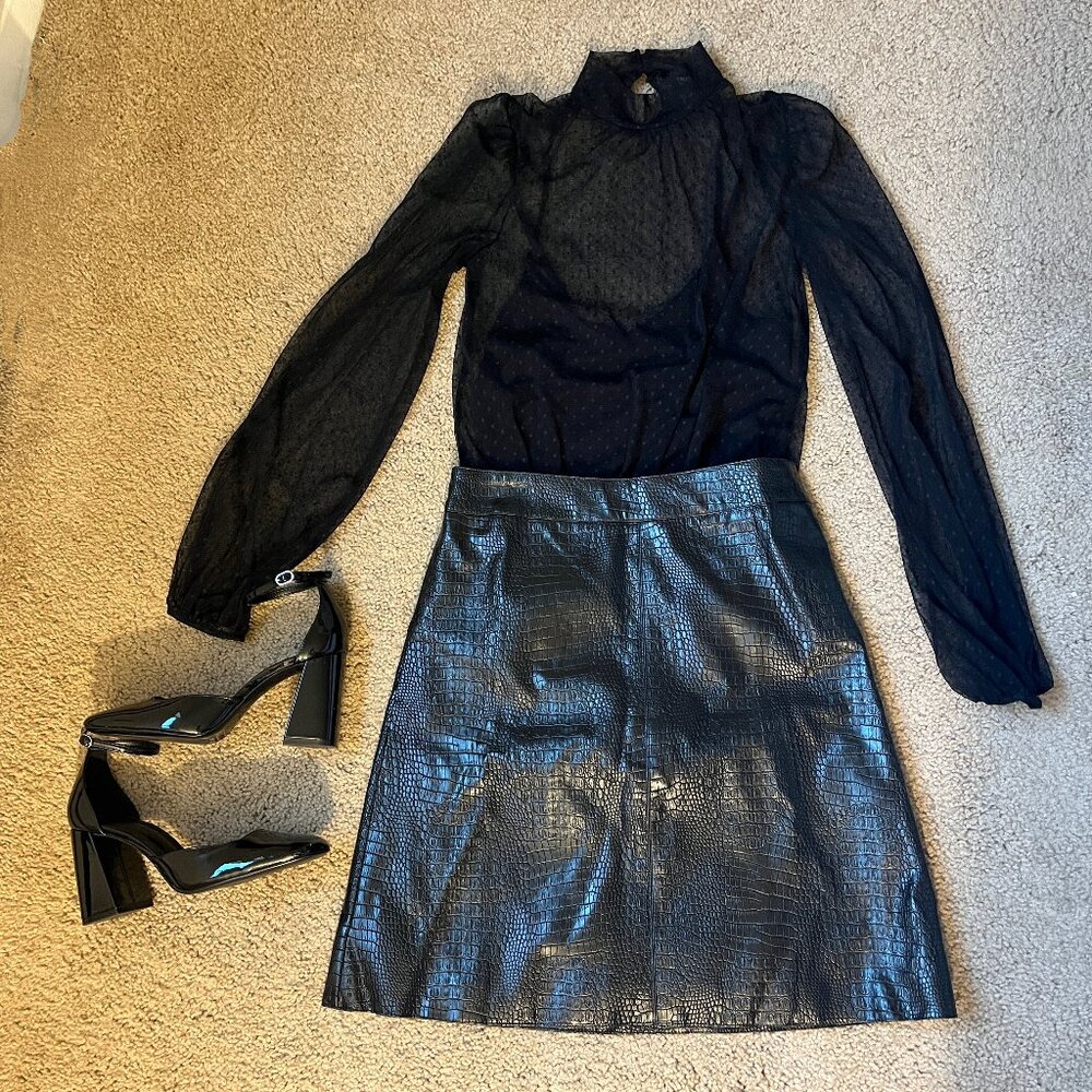 NEVER WORN Black Knee Length Croc Faux Leather Skirt- size S